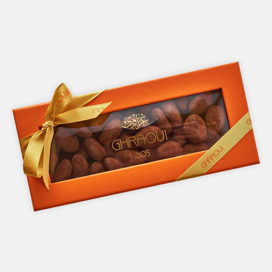 Roasted almonds coated with praline and dusted in cocoa powder - ghraoui-chocolate